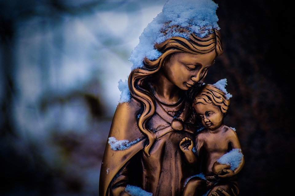 33 Schritte mit Maria zu Jesus